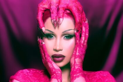 Cardi B Lança Novo Álbum e Provoca Reflexão sobre Drama e Autenticidade