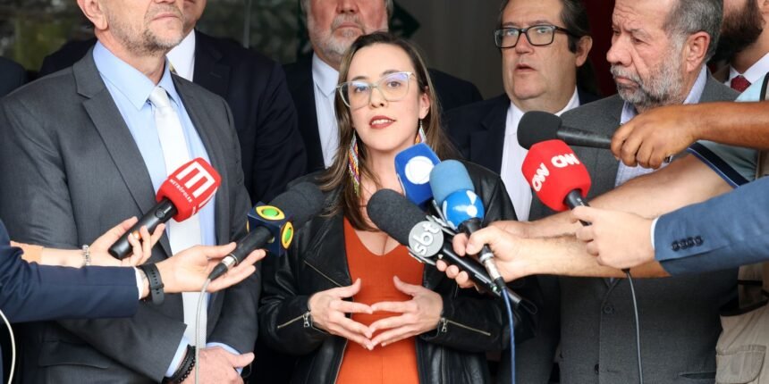 Visto de Presidente do PSOL é Cancelado pelos EUA Após Congresso