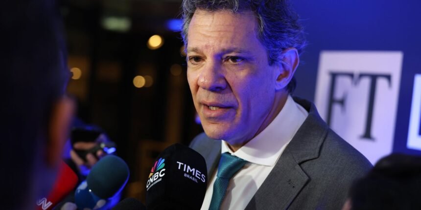 Haddad Cancela Viagem à ONU de Olho em Votação Sobre Isenção do IR