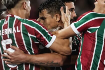 Fluminense Elimina Bahia e Avança para Semifinal da Copa do Brasil