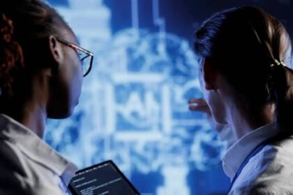 Aplicação de IA na indústria mais que duplica em dois anos, aponta pesquisa do IBGE