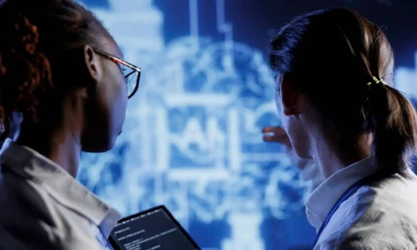 Aplicação de IA na indústria mais que duplica em dois anos, aponta pesquisa do IBGE