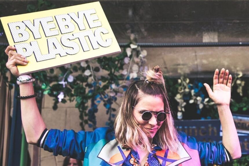 Ish Propõe Eliminar Resíduos Plásticos da Vida Noturna de Nova York