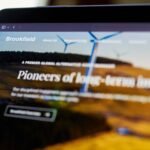 Brookfield está em conversações para adquirir a Yes! por mais de 10 bilhões de dólares, segundo o FT.