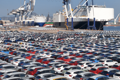 China reconhece ambiente externo ‘difícil e desafiador’ após resultados econômicos fracos