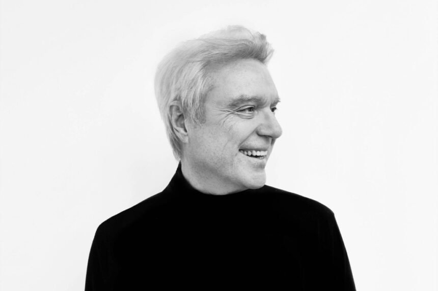 David Byrne: “Who is the Sky” estreia no Top 10 de quatro paradas de álbuns.