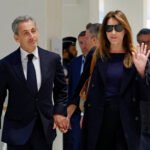 Ex-presidente francês Sarkozy condenado a 5 anos de prisão por conspiração com Líbia