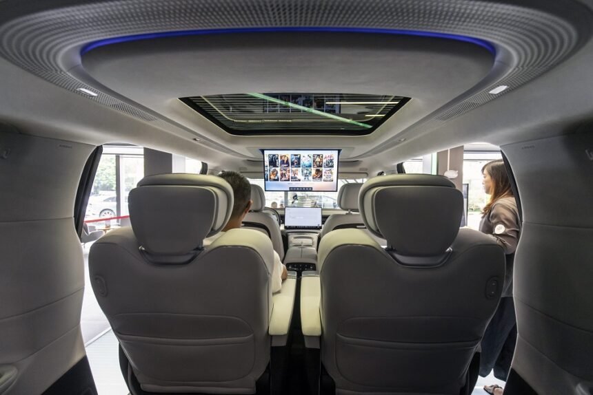 Fabricantes chinesas de veículos elétricos desafiam as tradicionais europeias – agora no território europeu