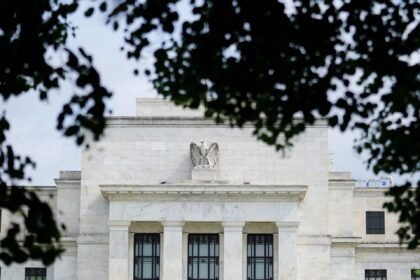 Fed sinaliza que reduzirá as taxas de juros mais duas vezes ainda em 2025