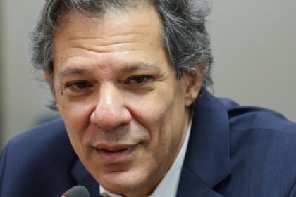 Haddad: isenção do imposto de renda para ganhos até R$ 5 mil deve ser aprovada em outubro