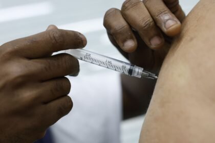 Hospitalizações por Influenza A e Covid aumentam no Distrito Federal e em Goiás