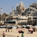 Israel afirma que “Gaza está em chamas” ao iniciar intensa ofensiva terrestre.