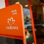 Natura divulga acordo para venda da Avon International