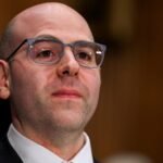 Novo membro do Fed indicado por Trump apoia redução significativa da taxa de juros