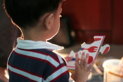 Organização que protege direitos das pessoas com autismo condena declaração de Trump