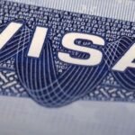 Profissionais médicos podem estar dispensados da taxa de US$ 100 mil para vistos H-1B, afirma a Casa Branca