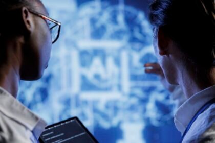 Quantidade de empresas industriais que utilizam IA aumenta 163% em dois anos