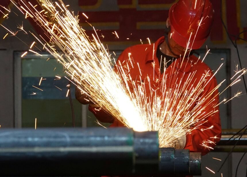 Queda na atividade econômica da China em agosto gera dúvidas sobre a meta de crescimento