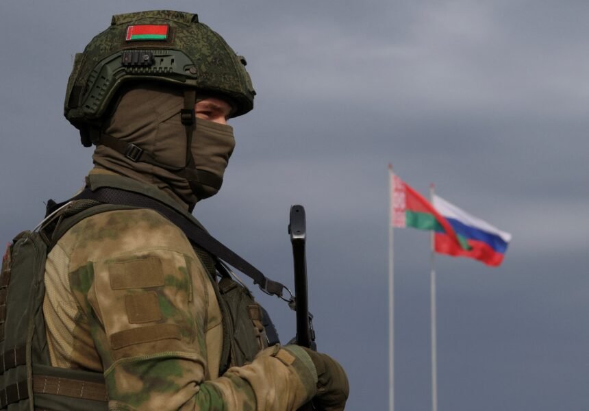 Rússia e Belarus fazem testes para lançamento de armas nucleares, afirma presidente bielorusso.