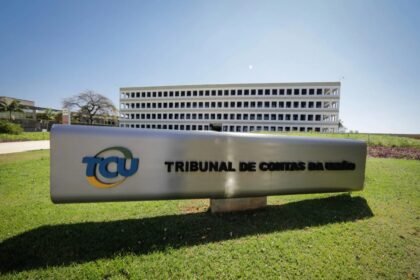 TCU alerta governo sobre irregularidade ao buscar o piso da tolerância da meta fiscal