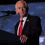 Tarifas vão diminuir a dependência de remédios estrangeiros, afirma conselheiro dos EUA