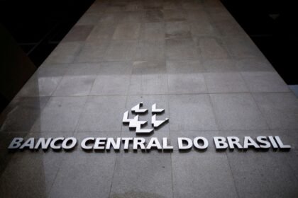 Taxa Selic a 15% deixa Brasil com o segundo maior juro real global, em 9,51%