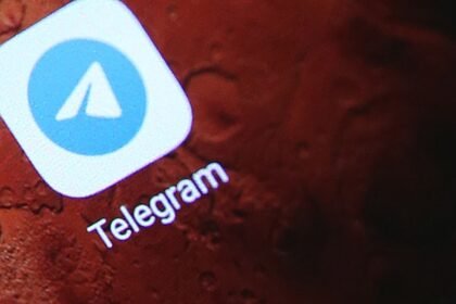 Telegram atende pedido da AGU e elimina canais que ofereciam cura falsa para câncer