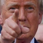 Trump faz piada com vídeo de treinamento militar de alegada ‘milícia venezuelana’