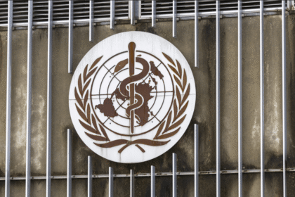 União Europeia e Organização Mundial da Saúde contestam alertas de Trump sobre autismo e gestação