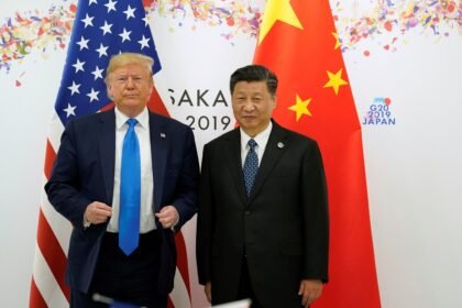 Xi diz a Trump que os EUA devem evitar imposições comerciais restritivas, declara agência
