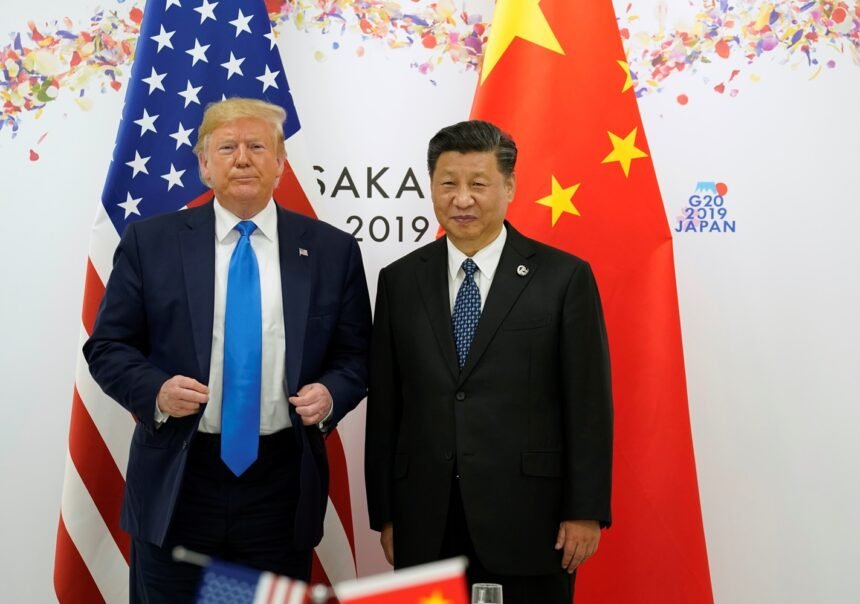 Xi diz a Trump que os EUA devem evitar imposições comerciais restritivas, declara agência