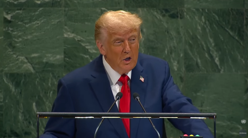 YouTube pagará US$ 24,5 milhões a Trump por suspensão de conta após invasão ao Capitólio