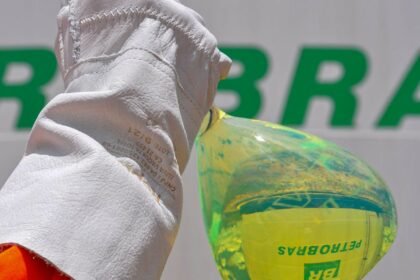 Estudos apontam caminho para descarbonizar a Petrobras e liderar transição energética