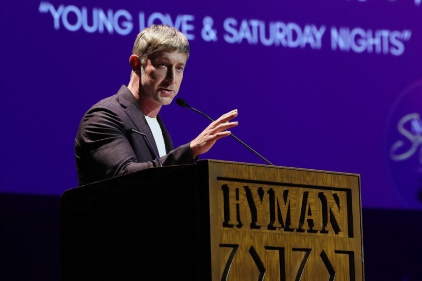 Ashley Gorley e Josh Phillips são os Vencedores dos Prêmios de Compositores de Nashville