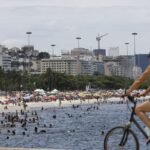 Rio Ferve Sob Sol de Inverno, Mas Fim de Semana Traz Chuva e Frio