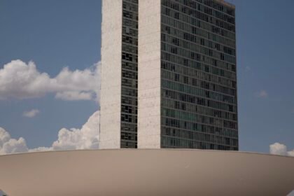 Impunidade Parlamentar: Como Crimes Chocantes Levaram o Congresso a Mudar as Regras em 2001