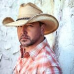 Jason Aldean Lança ‘Goodbye Go’ e Alcança Destaque no Airplay Country