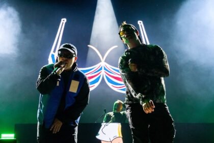 Kneecap é excluído de julgamento por caso de terrorismo.