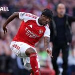 Arsenal Perde Madueke por Lesão no Joelho; Retorno Previsto em Novembro