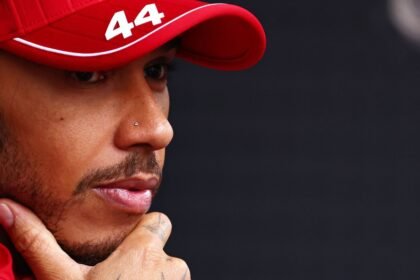 Hamilton Sob Fogo: Desempenho na Ferrari Gera Críticas Acirradas