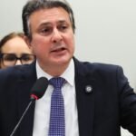 População Deve Pressionar Câmara Sobre PEC que Dificulta Investigação de Congressistas, Diz Ministro