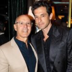 Mark Ronson apresenta ‘Night People’ em show no Chez Nous, Nova York