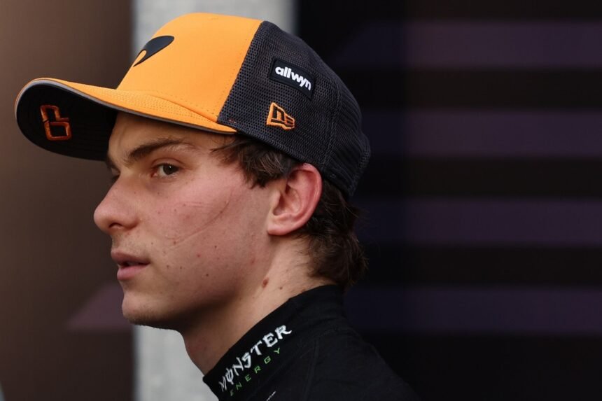 F1: Batida de Piastri em Baku Influenciada por Fator Inesperado, Diz Analista