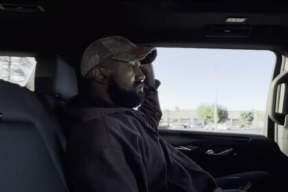 Kanye West lança documentário “Em Cujo Nome”: sete momentos marcantes.