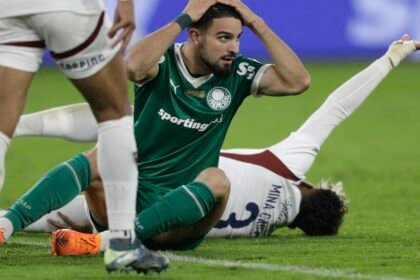 LDU atropela Palmeiras em Quito: 3 a 0 e vaga na final ameaçada