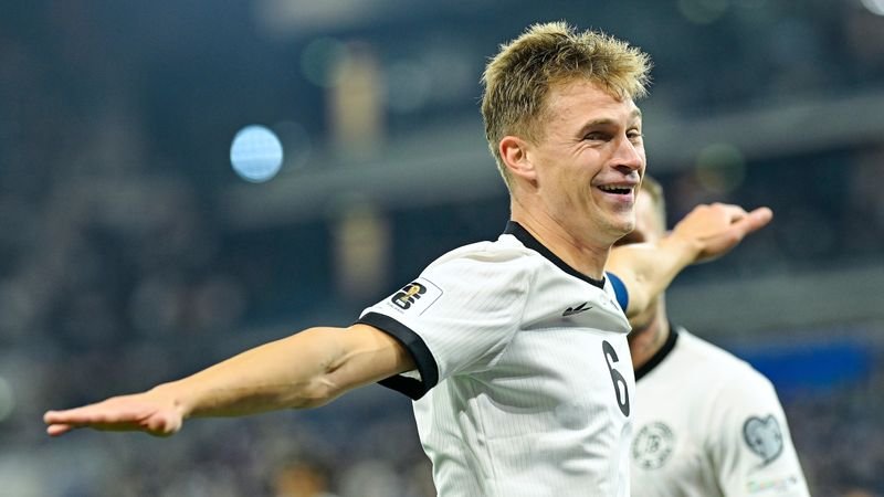 Alemanha Brilha, Mas Posição de Kimmich Ainda Rende Debate