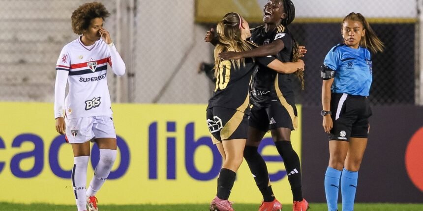 São Paulo Derrapa na Libertadores Feminina e Complica Classificação