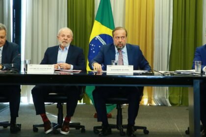 Lula Lança Conselho para Estratégias Minerais e Terras Raras no Brasil