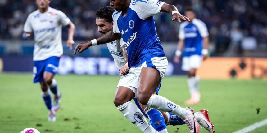 Cruzeiro Vence e Segue na Luta Pelo Título; Corinthians Também Triunfa