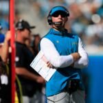Jaguars: Novo Técnico Brilha Após Mentoria com Mestre do Rams